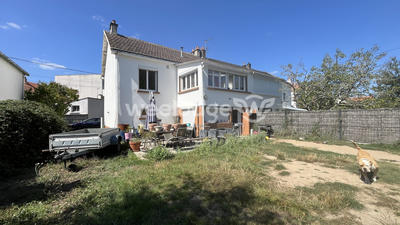 Maison - 80 m² - 4 pièces