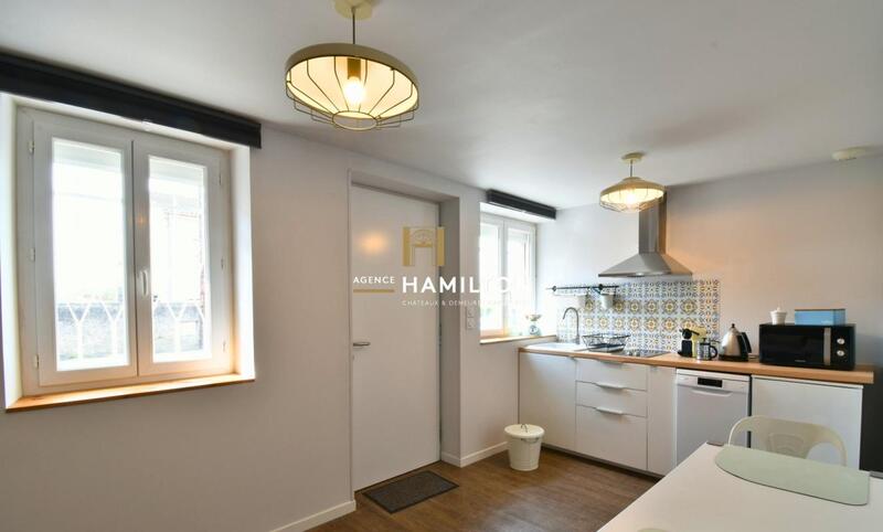 Propriété - 363 m² - 10 pièces