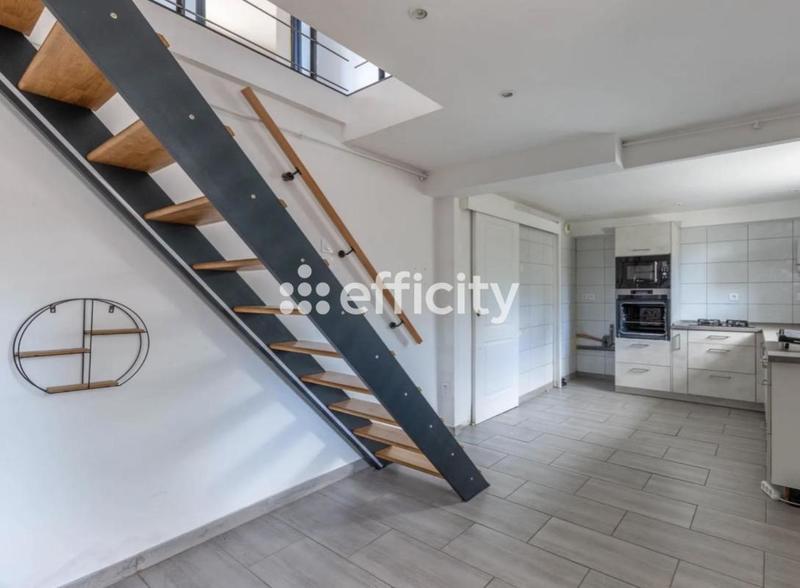 Maison - 150 m² - 6 pièces