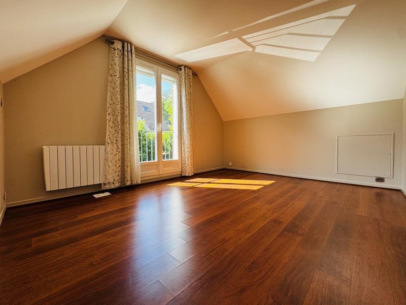 Villa - 220 m² - 10 pièces