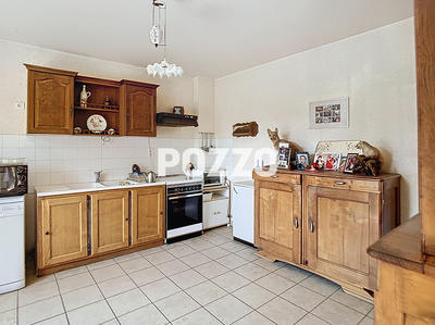 Maison - 151 m² - 6 pièces