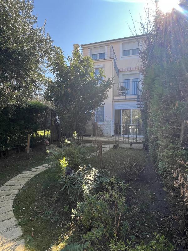 Maison - 106 m² - 6 pièces