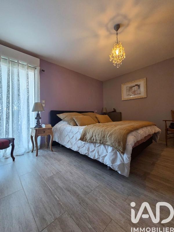 Maison de maîtres - 254 m² - 10 pièces