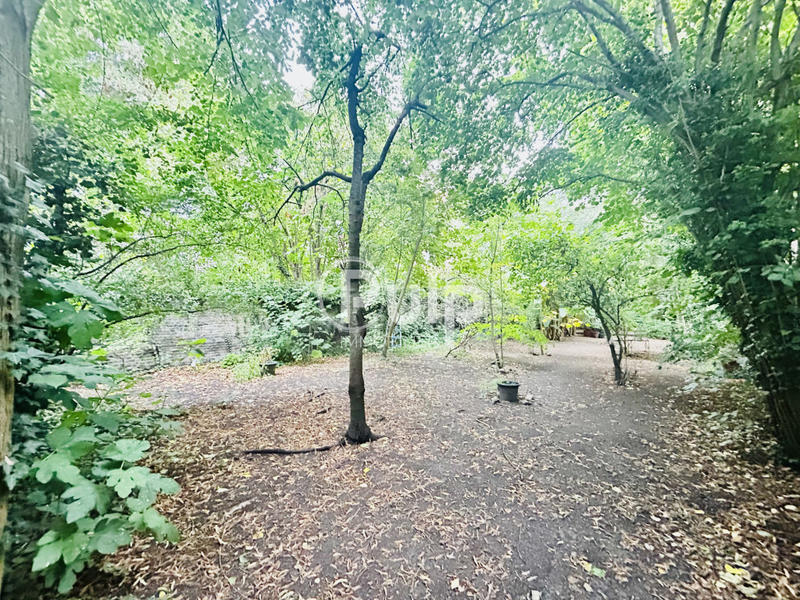 Maison de ville - 161 m² - 7 pièces