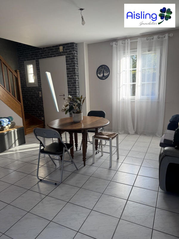 Maison - 156 m² - 5 pièces