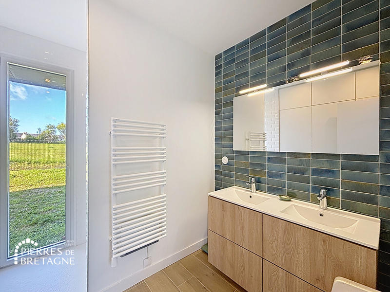 Maison - 190 m² - 8 pièces