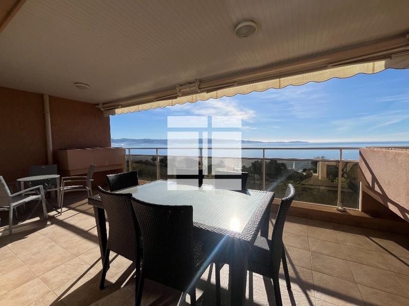 Appartement - 68 m² - 3 pièces