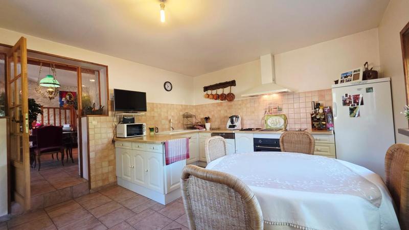 Maison - 165 m² - 6 pièces