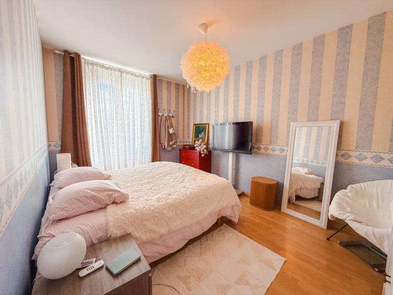 Maison - 175 m² - 8 pièces