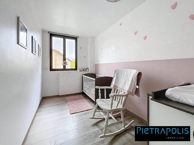 Appartement - 70 m² - 3 pièces