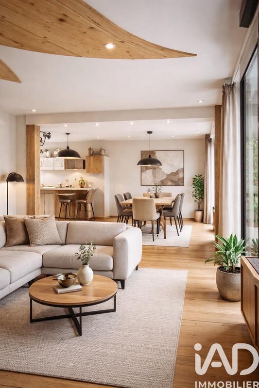 Maison - 202 m² - 5 pièces