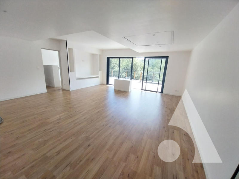 Maison - 106 m² - 4 pièces