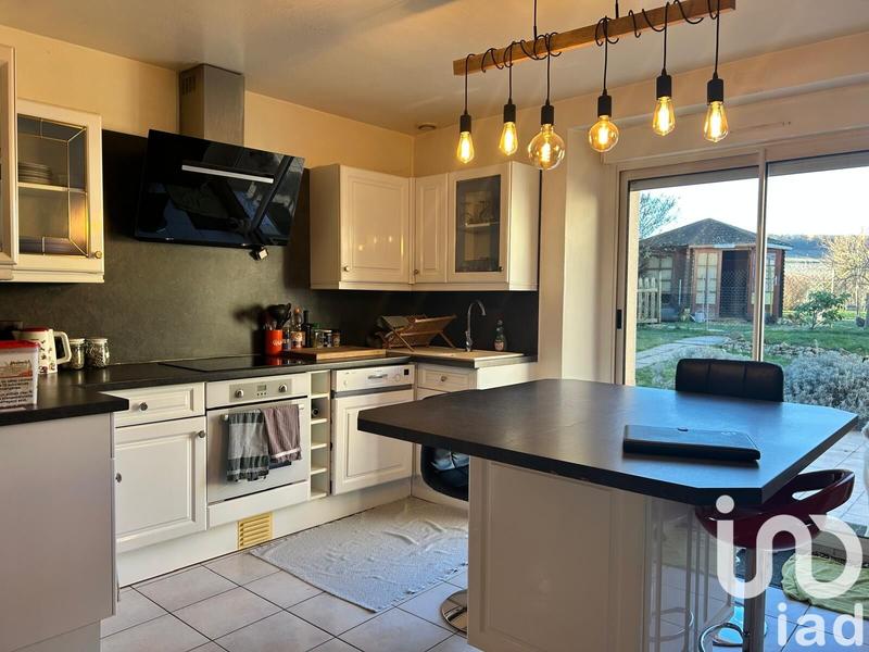 Maison - 223 m² - 6 pièces