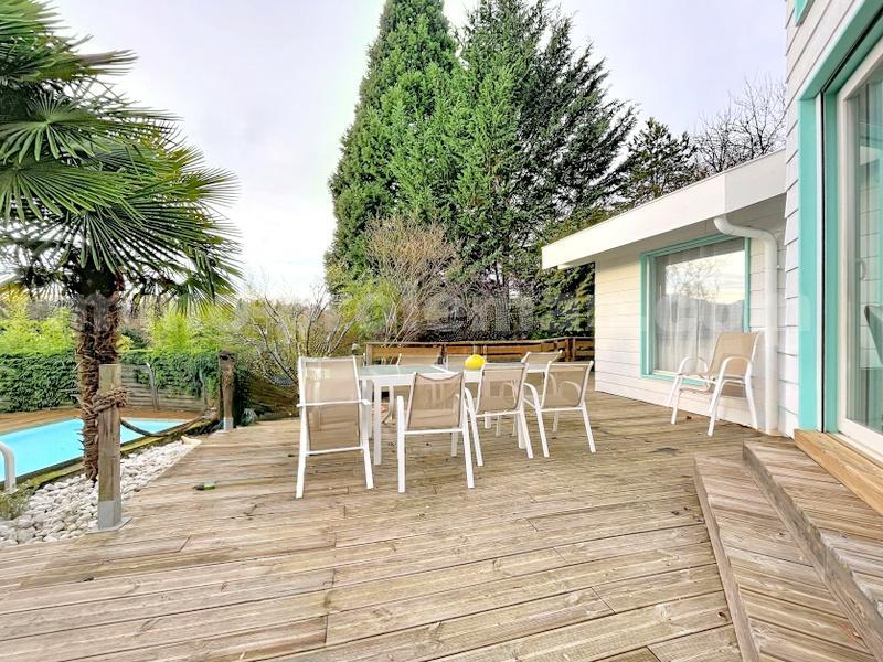 Maison - 184 m² - 7 pièces