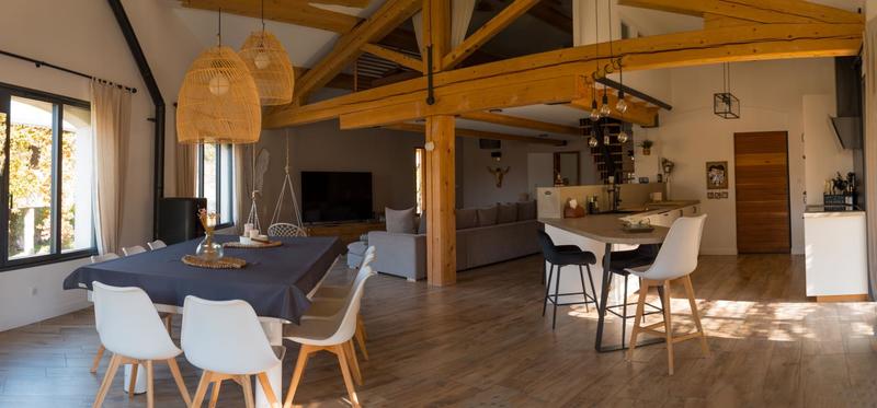 Villa - 460 m² - 5 pièces