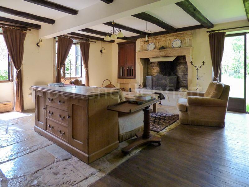 Maison en pierre - 177 m² - 7 pièces