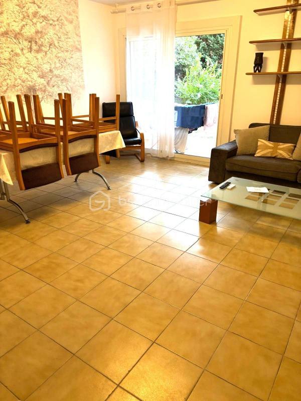 Appartement - 85 m² - 3 pièces