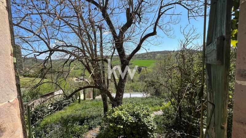 Maison de village - 200 m² - 8 pièces