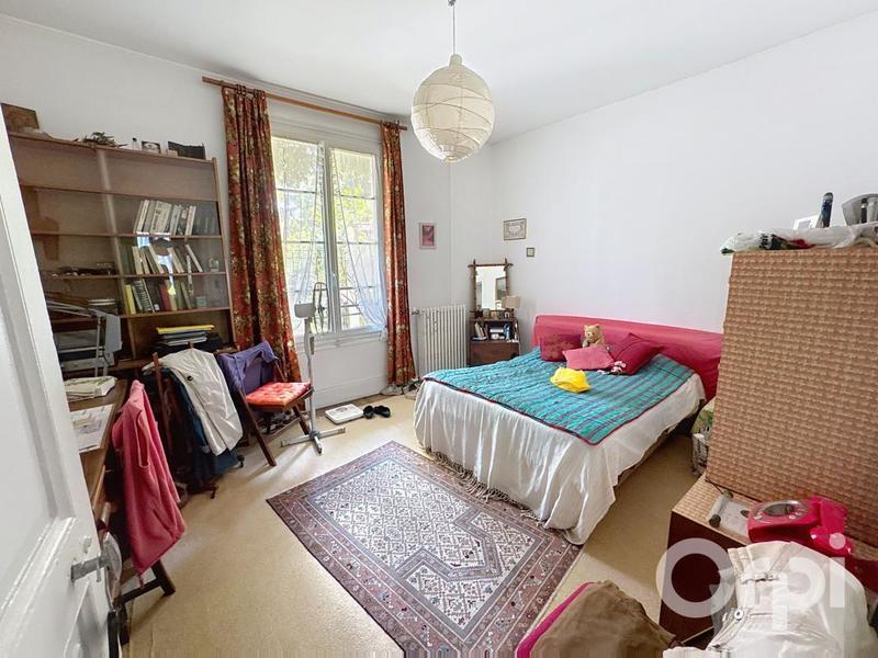 Demeure - 175 m² - 6 pièces