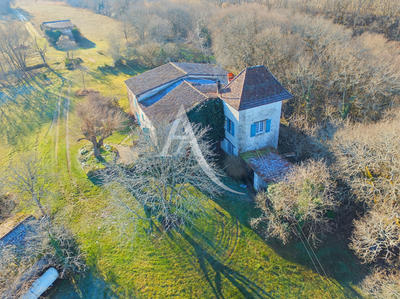 Maison - 186 m² - 5 pièces