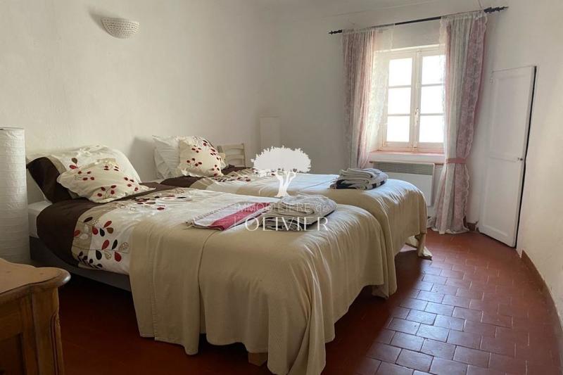 Maison de village - 230 m² - 11 pièces