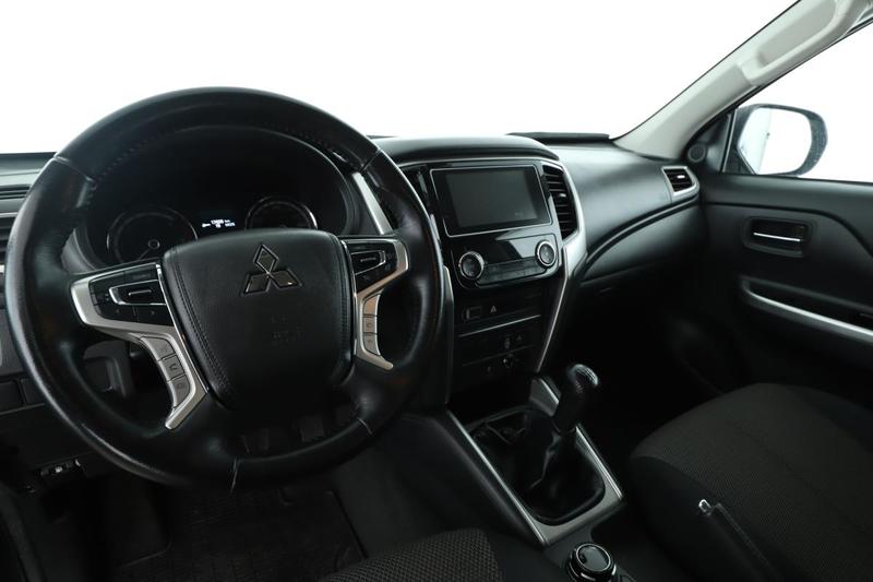 Mitsubishi L200 Club Cabine 2.2 Di-D Intense Navi 150 ch