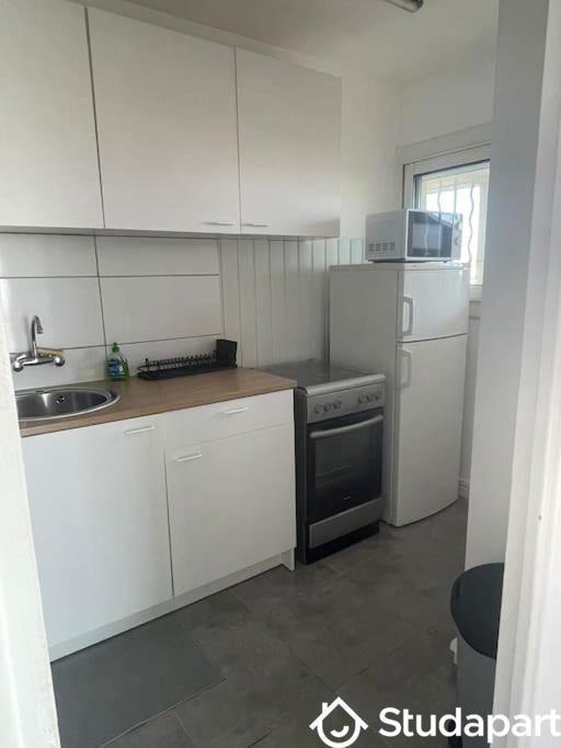 Chambre - 8 m² - 1 pièce