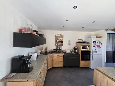 Maison - 223 m² - 8 pièces