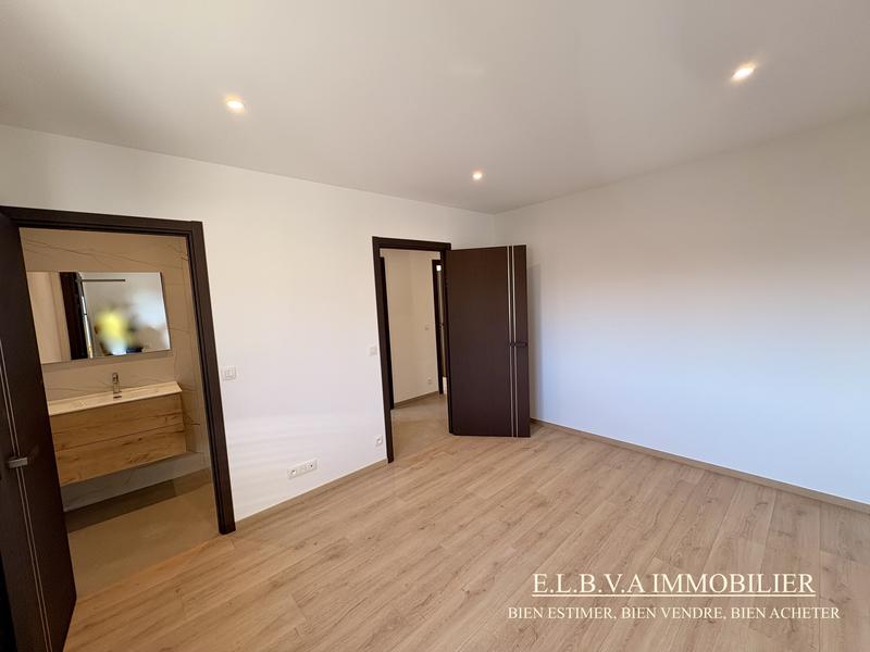 Maison contemporaine - 130 m² - 4 pièces