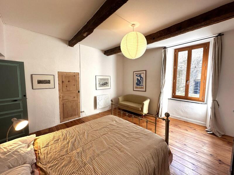 Maison - 187 m² - 8 pièces