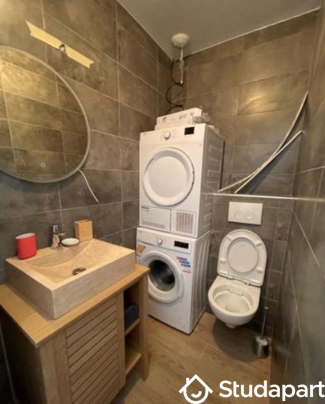 Chambre - 75 m² - 1 pièce