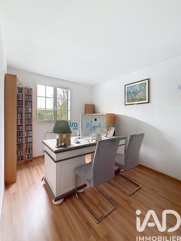 Maison - 150 m² - 8 pièces