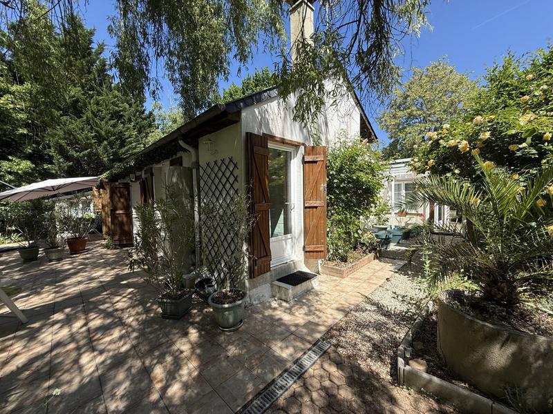 Maison traditionnelle - 164 m² - 7 pièces