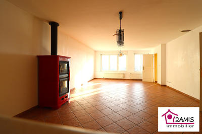 Maison - 215 m² - 9 pièces