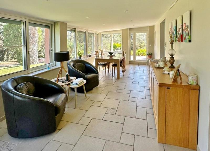 Villa - 220 m² - 7 pièces