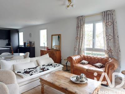 Appartement - 99 m² - 4 pièces