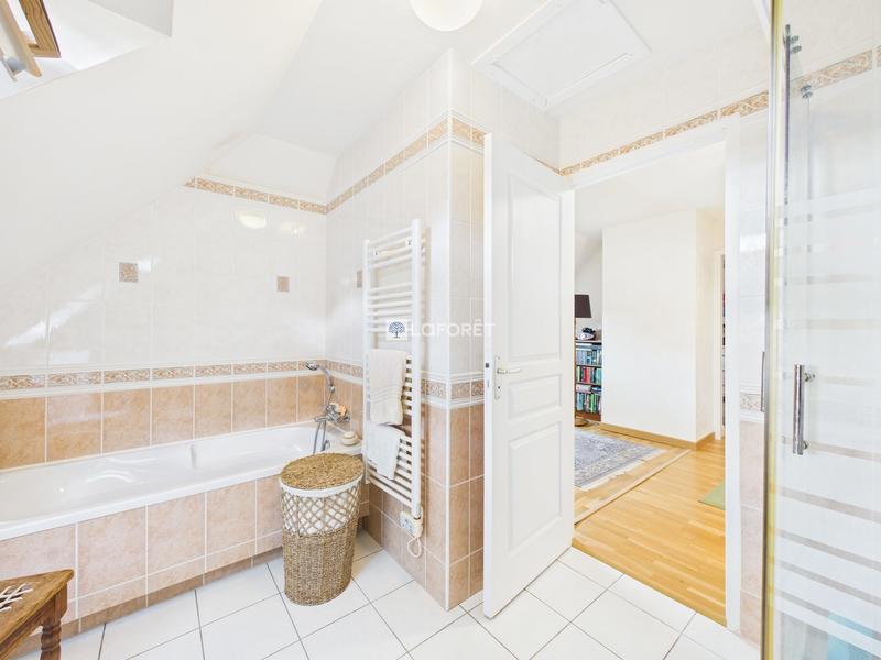 Maison - 118 m² - 5 pièces