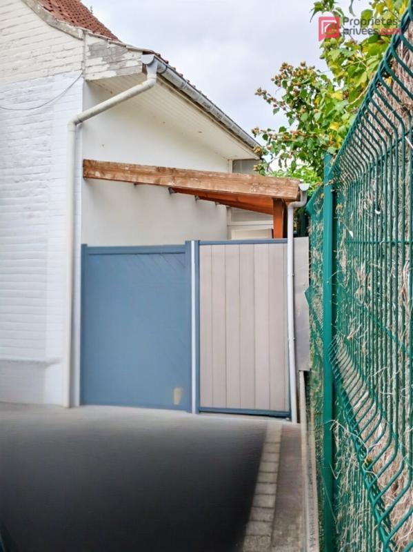 Maison - 151 m² - 9 pièces