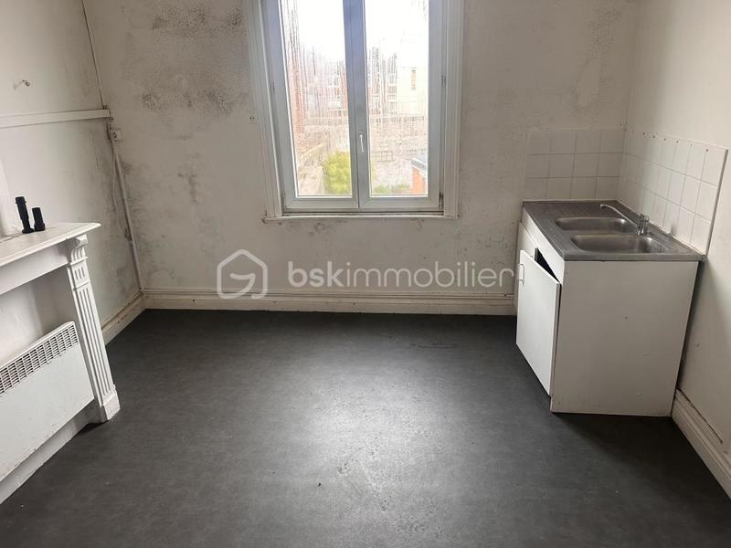 Maison - 180 m² - 9 pièces