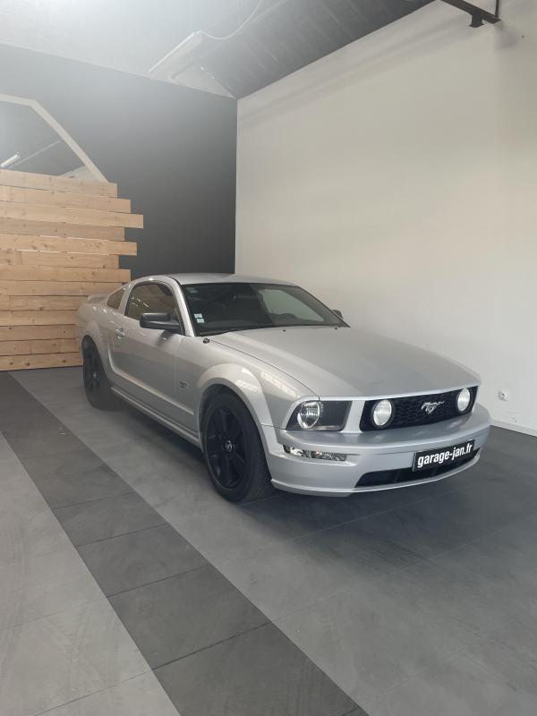 Ford Mustang Gt Coupe 4.6 V8 305