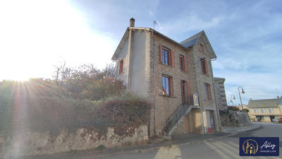 Maison - 100 m² - 7 pièces