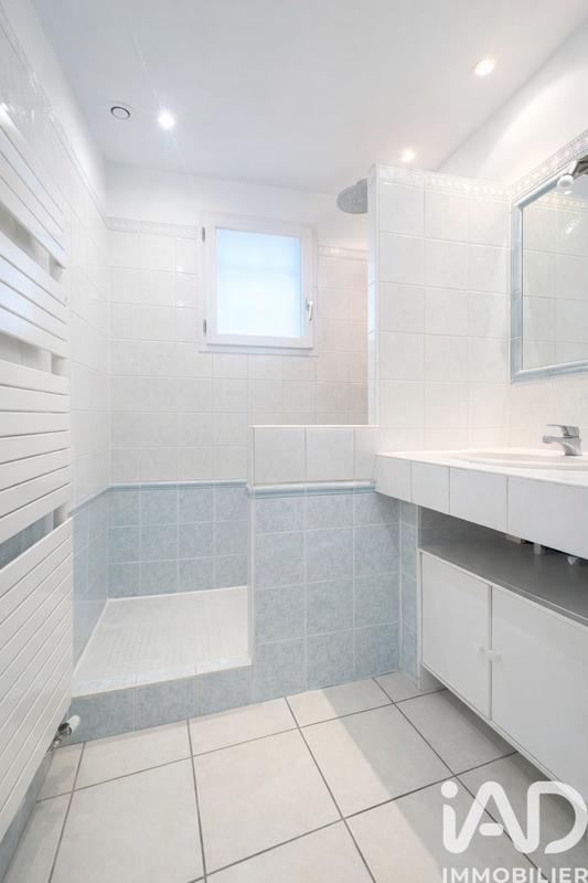 Maison - 102 m² - 5 pièces