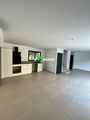 Maison contemporaine - 97 m² - 4 pièces