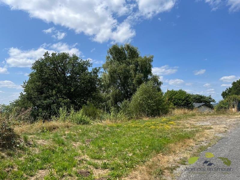 Terrain constructible - 931 m²