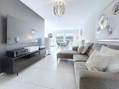 Maison - 103 m² - 5 pièces