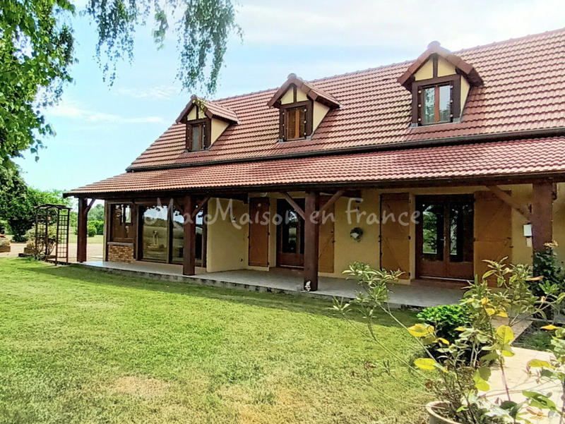 Maison - 144 m² - 6 pièces