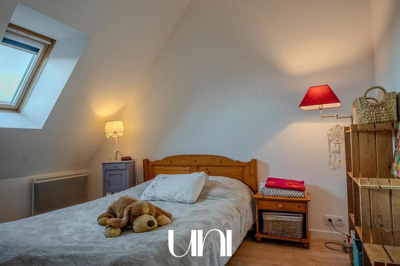 Maison - 237 m² - 7 pièces