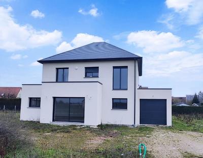 Maison - 140 m² - 6 pièces