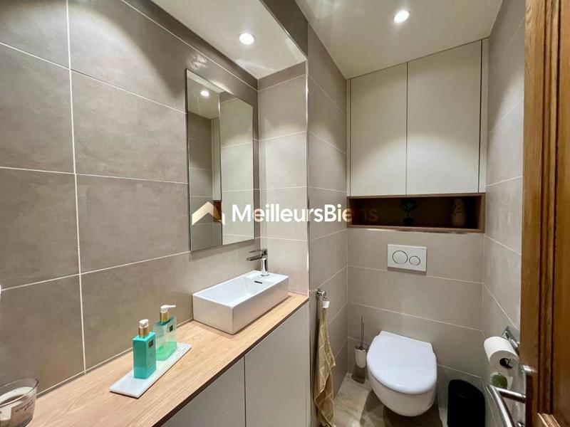 Appartement - 119 m² - 5 pièces