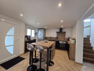 Maison - 114 m² - 6 pièces